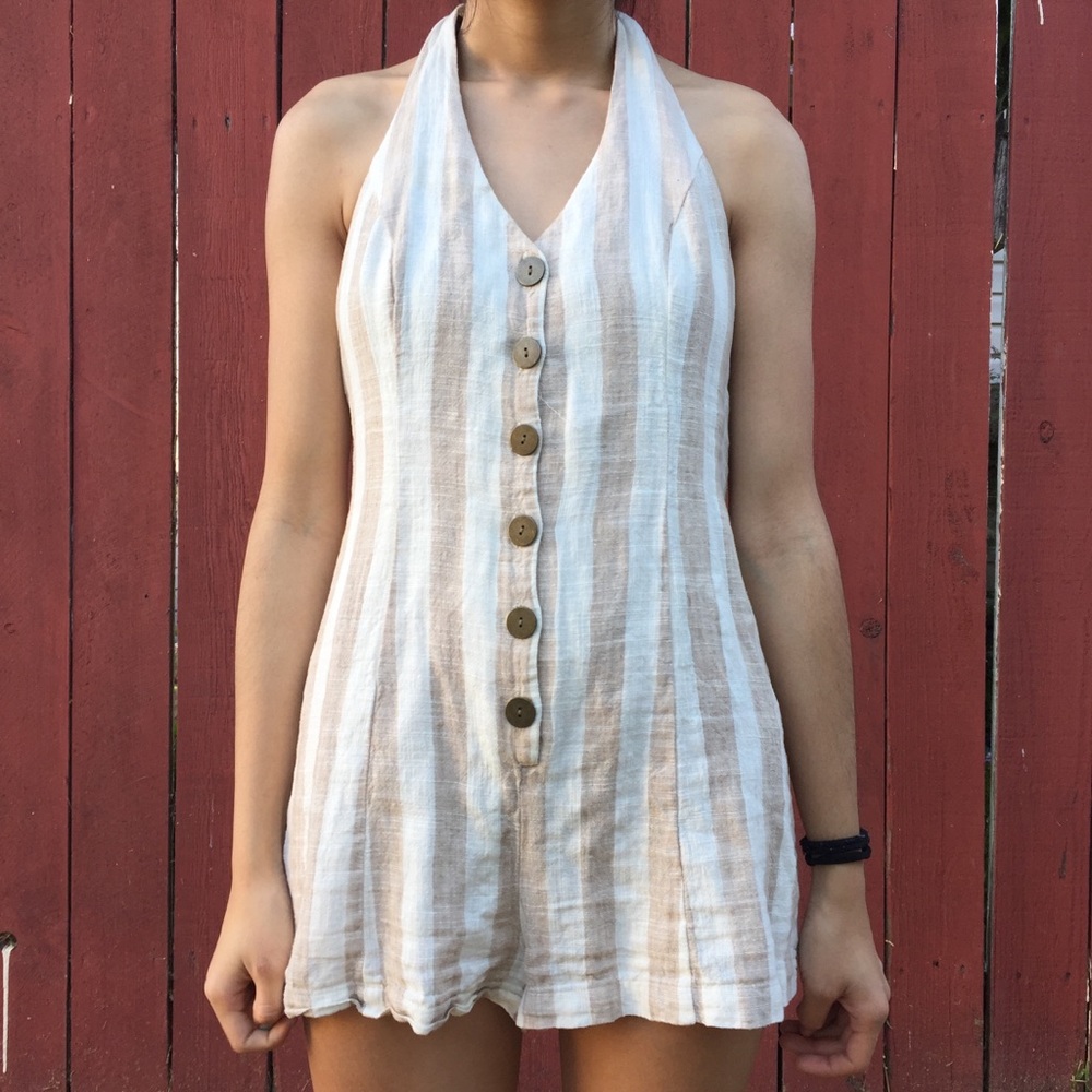 ✨SOLD✨NWT Urban Outfitters Romper - Picture 1 of 3